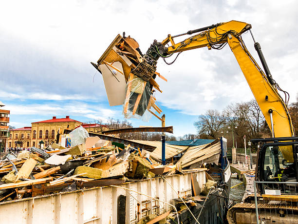 Best Yard Cleanup Services  in Yuba City, CA